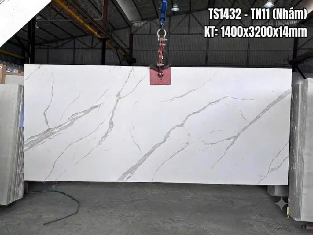 Đá Nhân Tạo Trắng Nhám Vân Vàng Cao Cấp | Đá Hoa Cương NEWSTONE